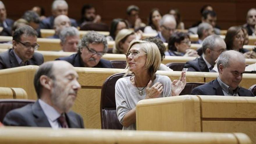 Rosa Díez acusa a Rajoy de poner &quot;en peligro al Estado&quot;