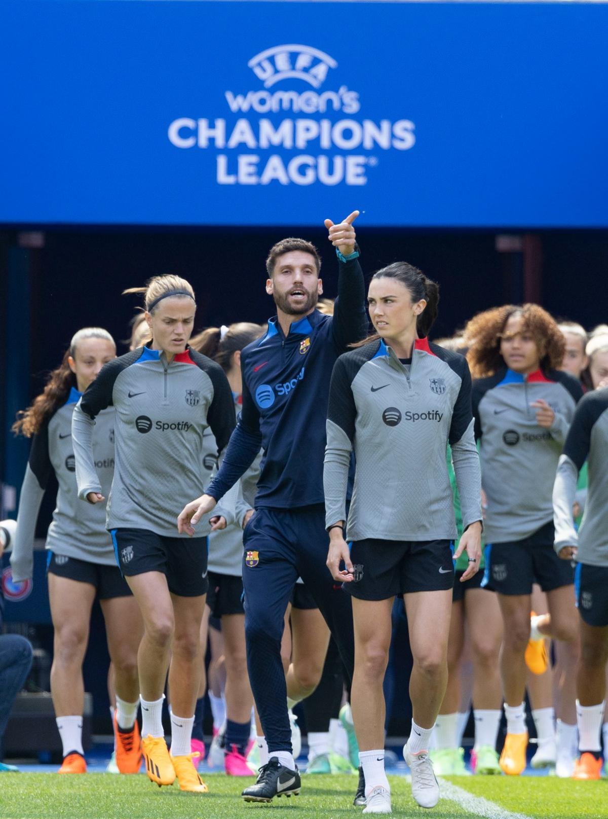 Las imágenes del entrenamiento oficial del Barça en el estadio de la final de la UWCL