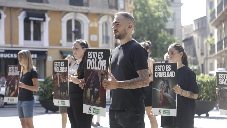 Manifestación antitaurina en Palma: &quot;La tortura no es arte ni es cultura&quot;