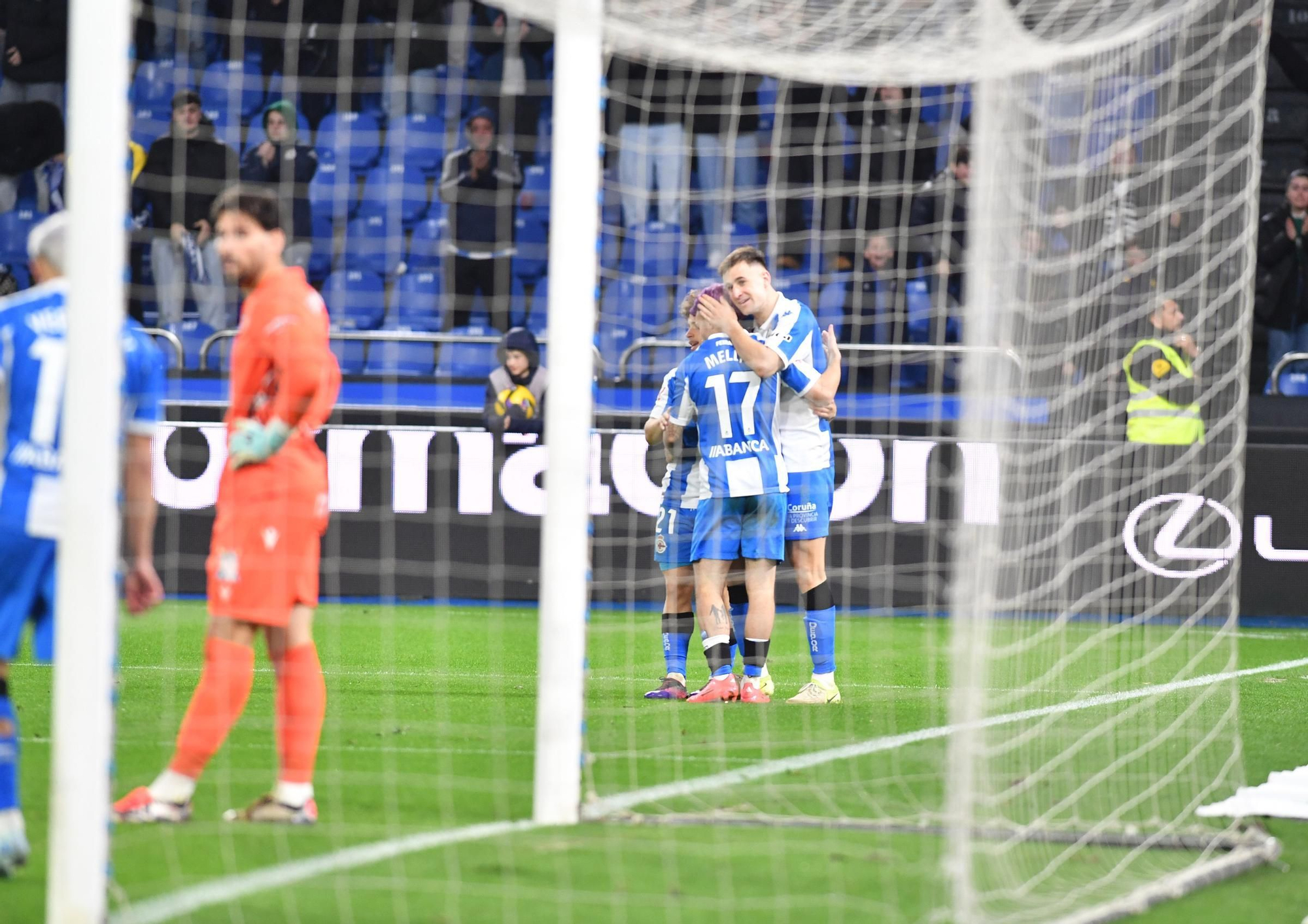 El Dépor golea al Castellón en Riazor (5-1)