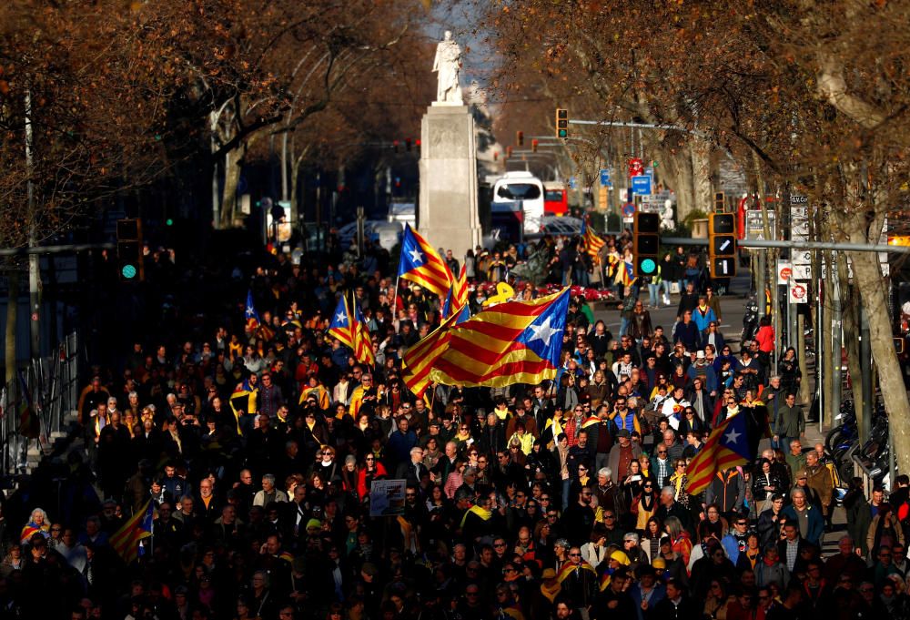 L'independentisme es manifesta a Barcelona en contra del judici del procés