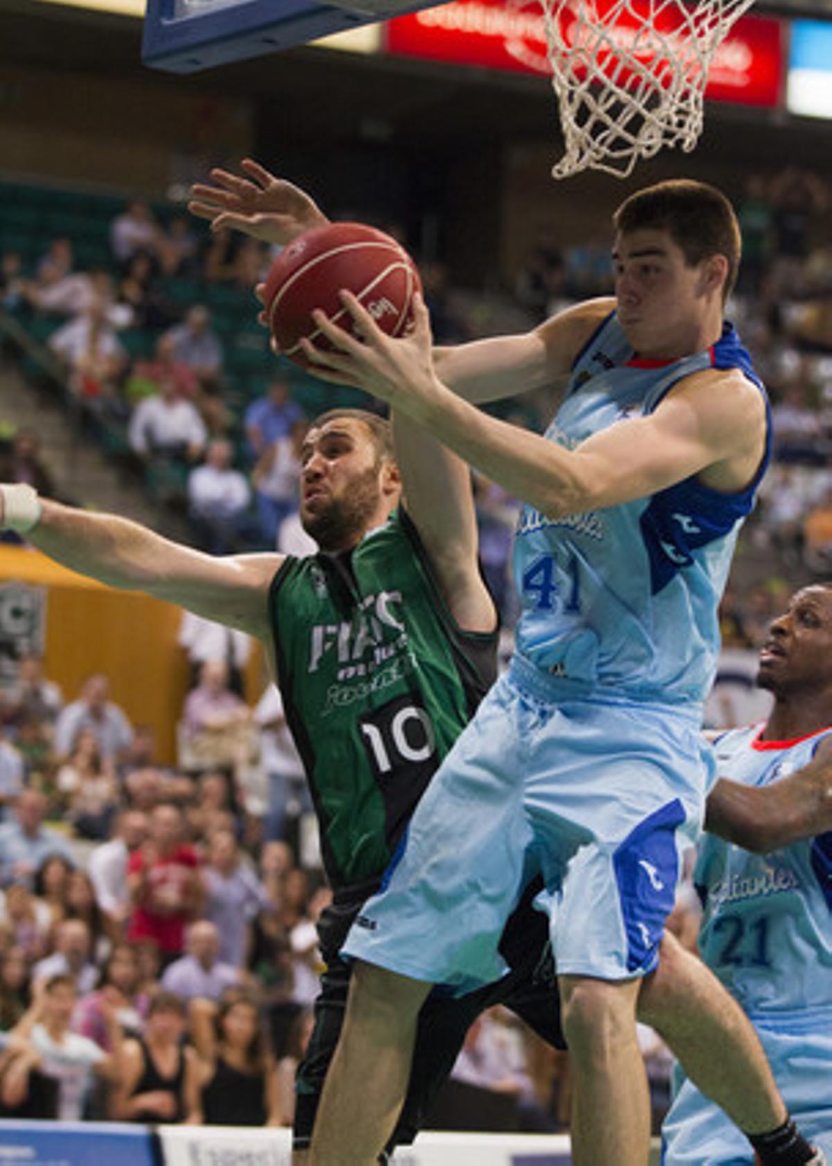 JOVENTUT - ESTUDIANTES