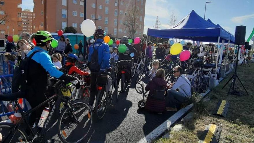 Las bicicletas invaden San Gabriel en la celebración del Ciclobarrio