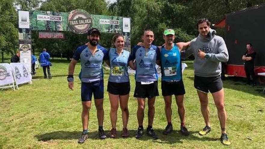 Formación del La Gramola Galaico Trail, en el Monte Pedroso.