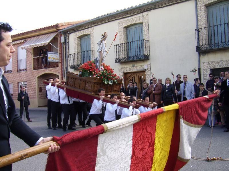 Resurrección en los pueblos de la Provincia