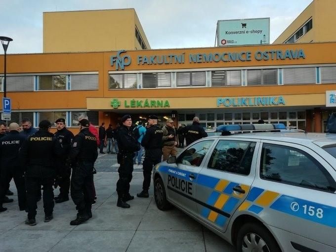 Al menos seis muertos en un tiroteo en un hospital checo