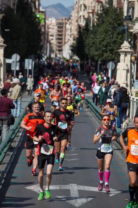 Hassanne Ahouchar gana el 44 maratón de Elche