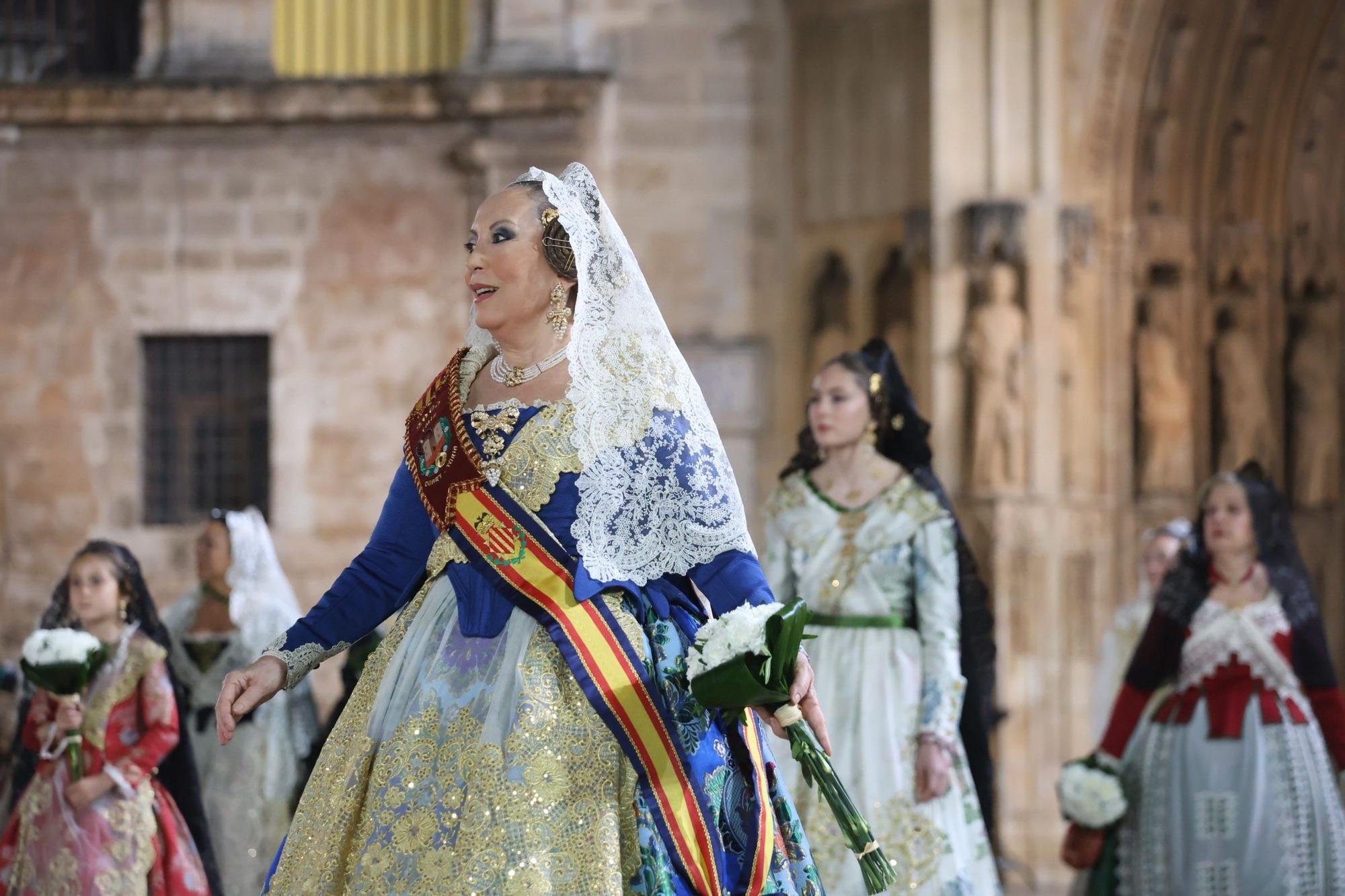 Búscate en el segundo día de la Ofrenda en la calle San Vicente entre las 21 y las 22 horas