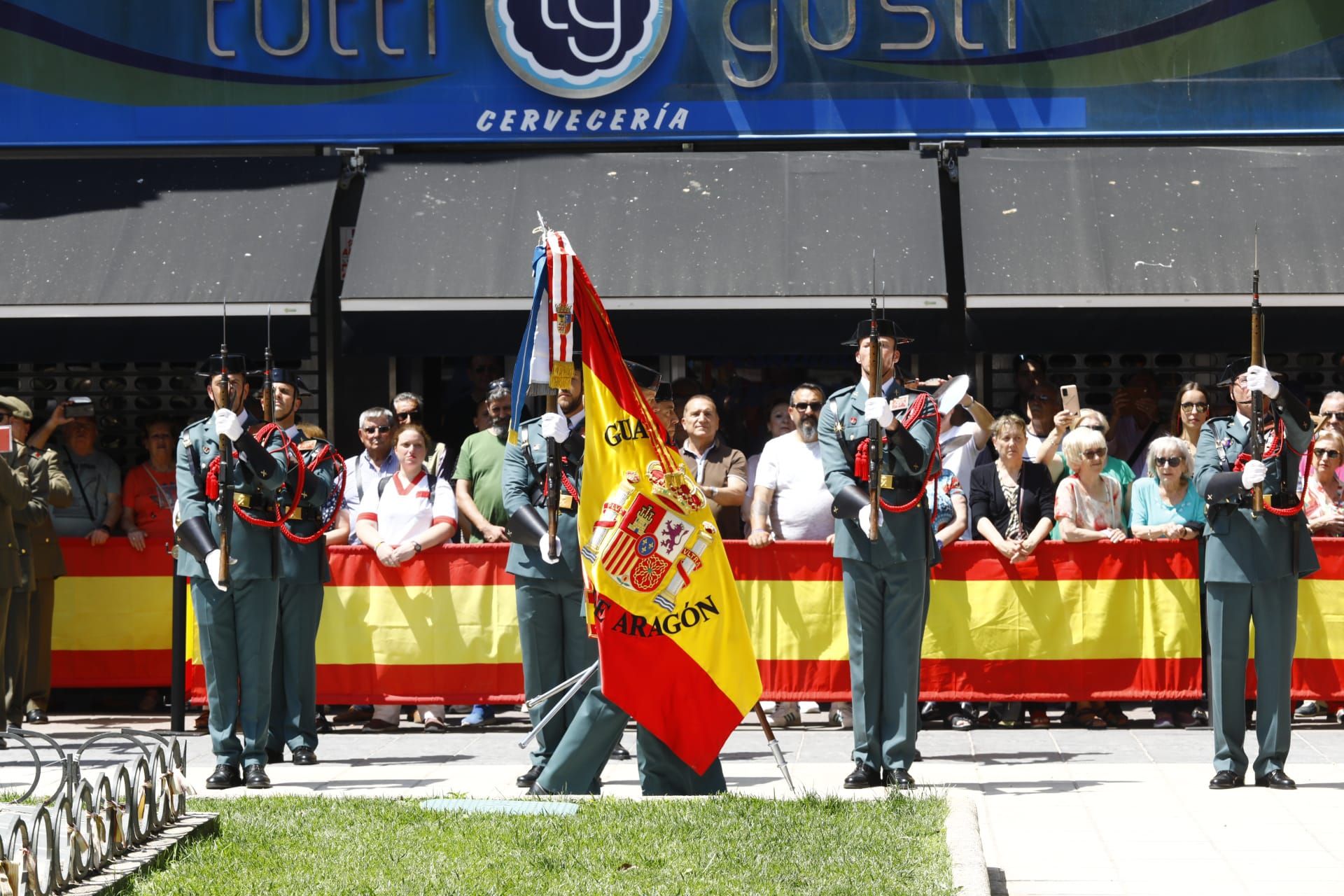 La Guardia Civil celebra su 179º aniversario en Zaragoza