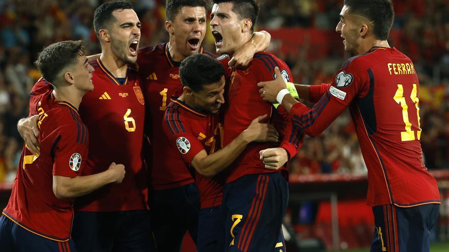 España-Escocia: Morata y Sancet festejan el debut de Bryan