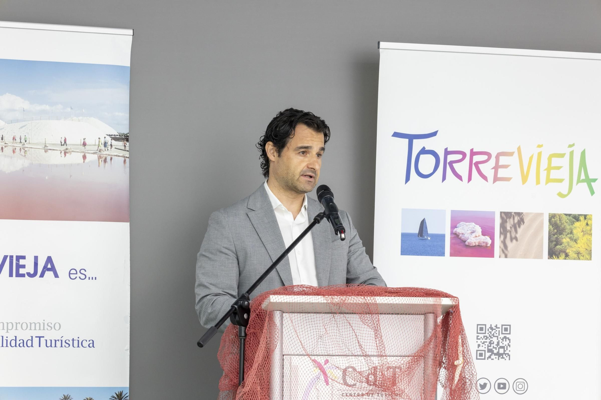 Presentación del nuevo Plan Estratégico de Turismo de Torrevieja en el CdT