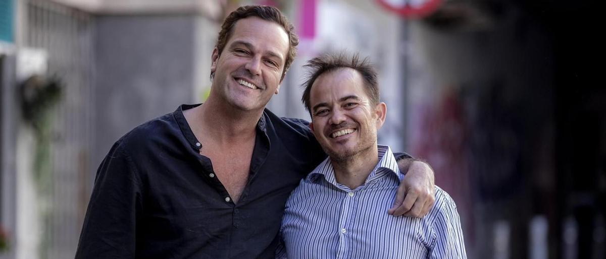 Miguel Ruz y Ernest Riera, este lunes en el centro de Palma de Mallorca.