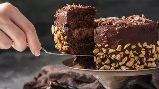 Adiós al horno: la tarta de chocolate de la abuela que puedes preparar sin gastar luz