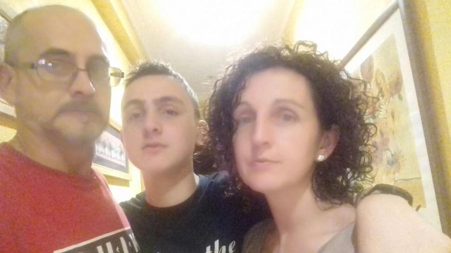 Una familia de Mieres busca una médula para su hijo (20.06.17)