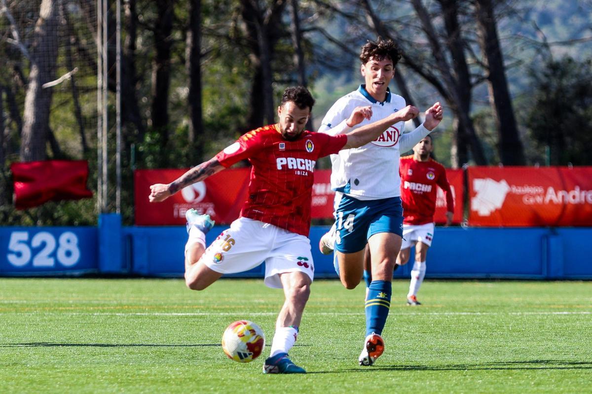 Todas las imágenes de la caída de la SD Ibiza ante Espanyol B