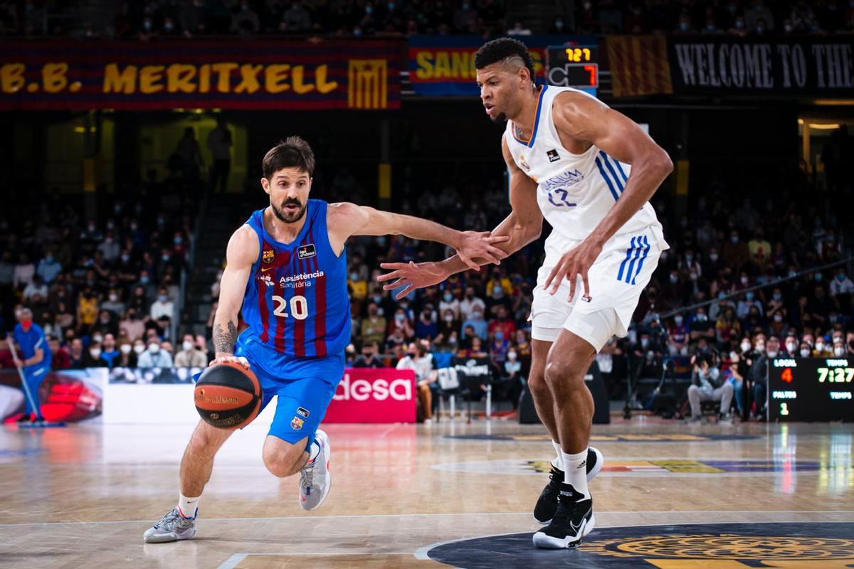 El Barcelona derrota en la pròrroga un Madrid en crisi i gairebé s’assegura el ‘factor pista’ a la Lliga El Barcelona derrota en la pròrroga un Madrid en crisi i gairebé s’assegura el ‘factor pista’ a la Lliga