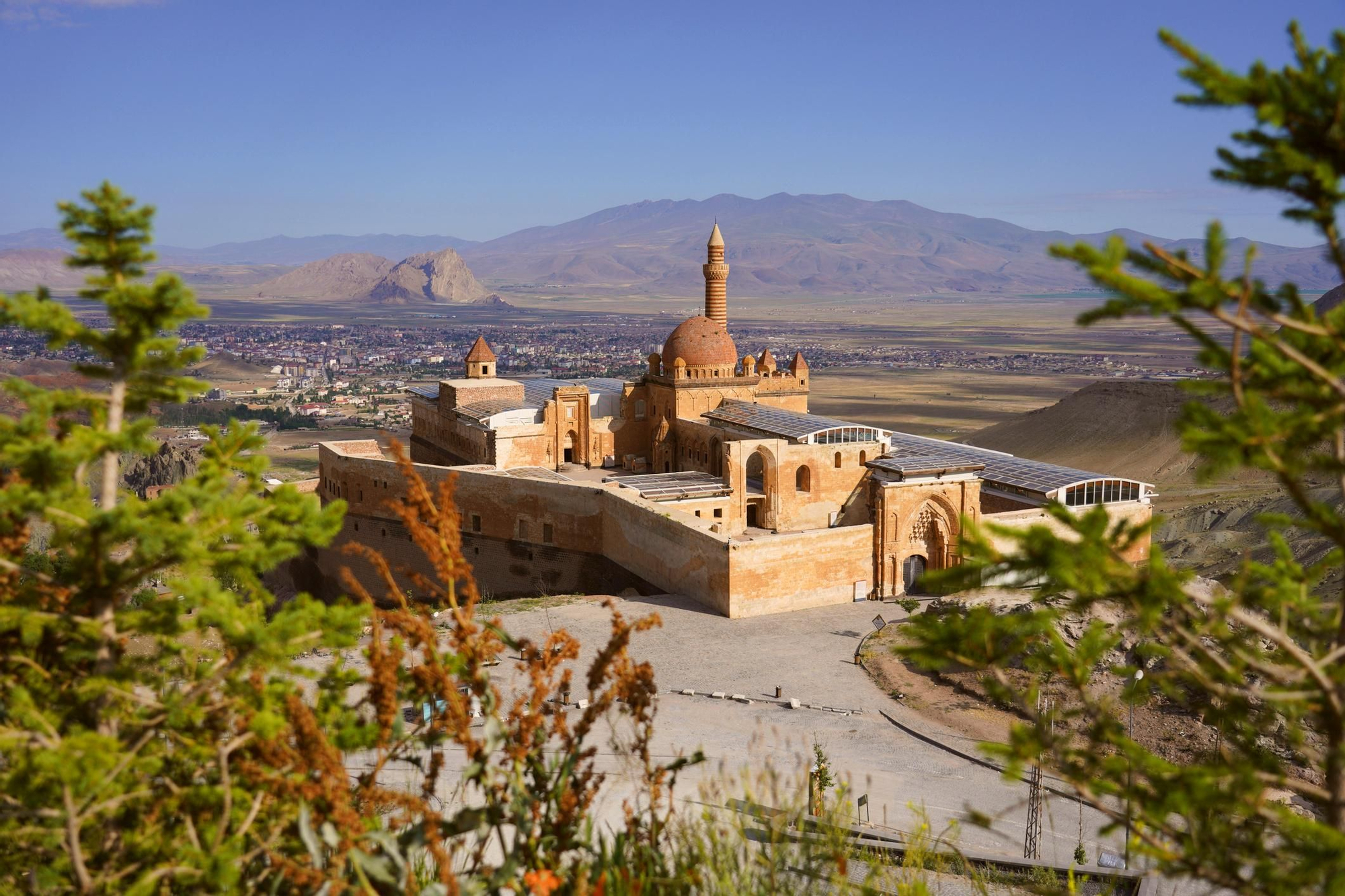 El palacio de Ishak Pachá, en Turquía, es una maravilla arquitectónica en ruinas