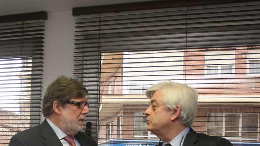 Santiago Aparicio, presidente de Cecale, y José María Esbec.