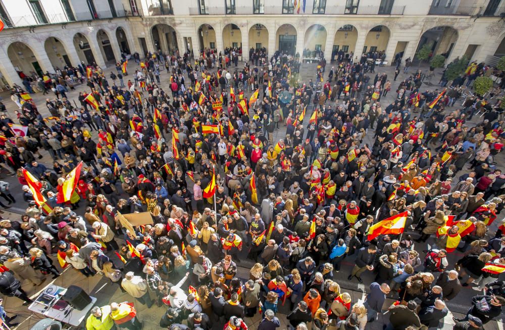 Manifestación en Alicante contra el gobierno de Pedro Sánchez