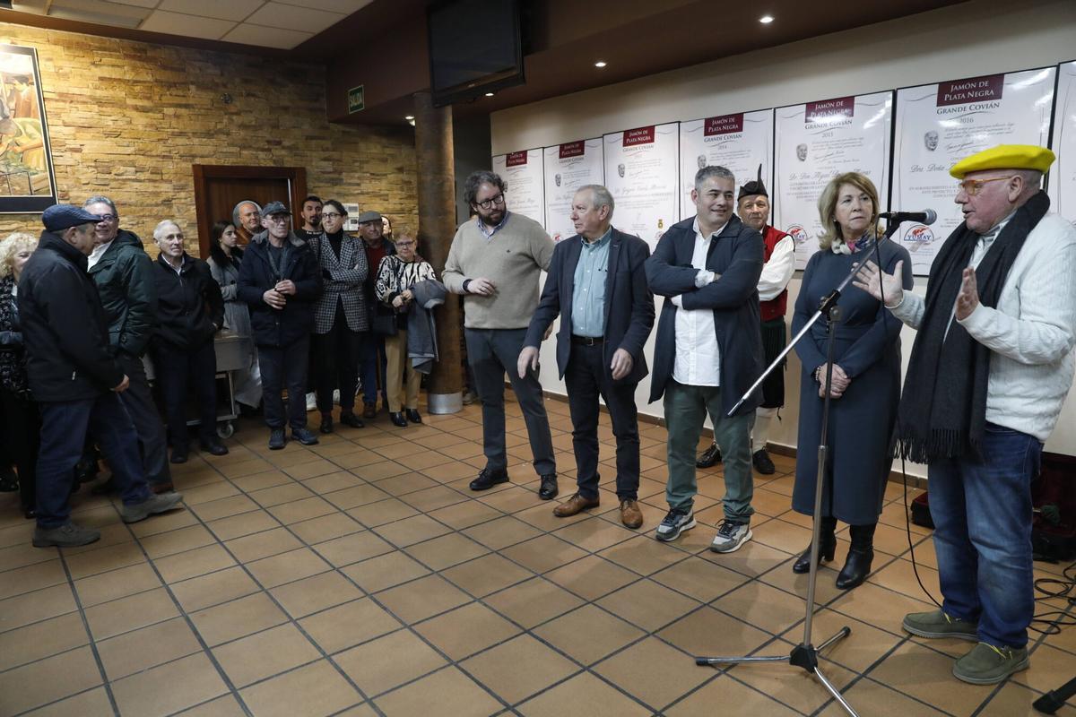 En imágenes: Así fue la reapertura de la sidrería Yumay de Avilés