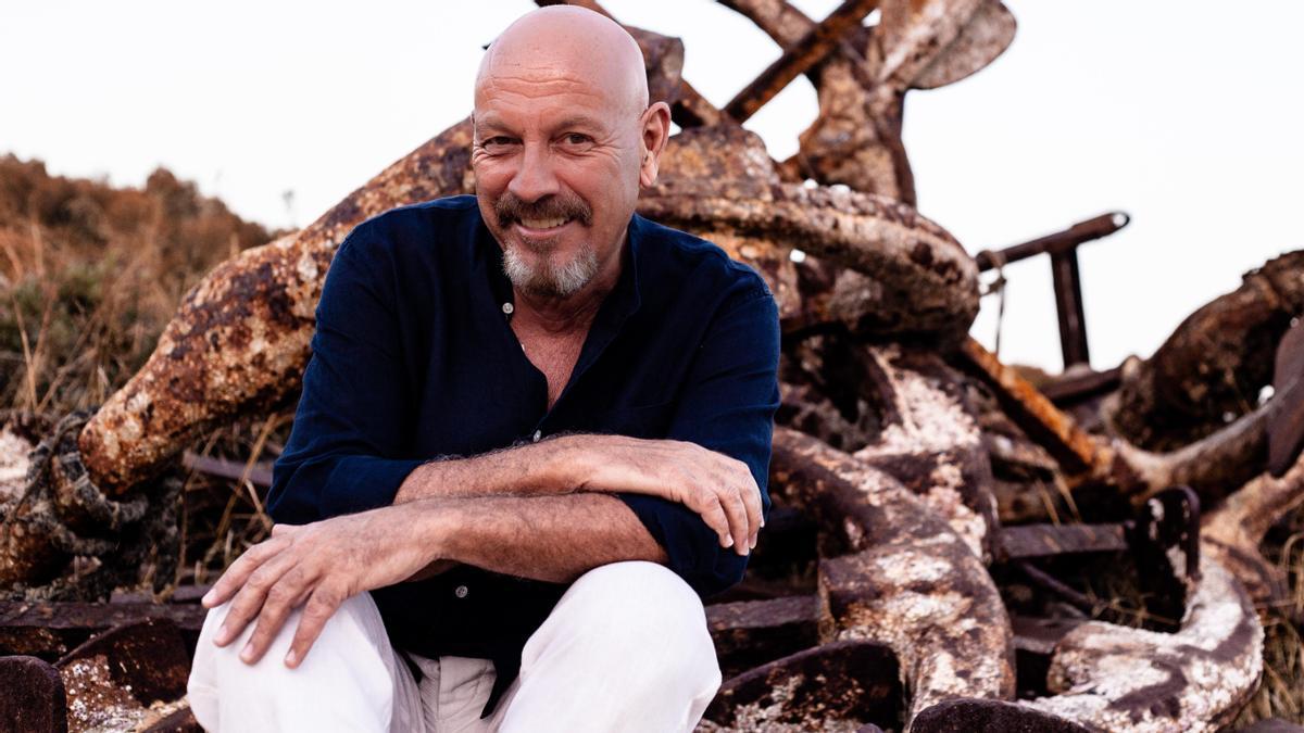 Javier Ruibal: «Les xarxes socials són la nostra vacuna contra la solitud» Javier Ruibal: «Les xarxes socials són la nostra vacuna contra la solitud»