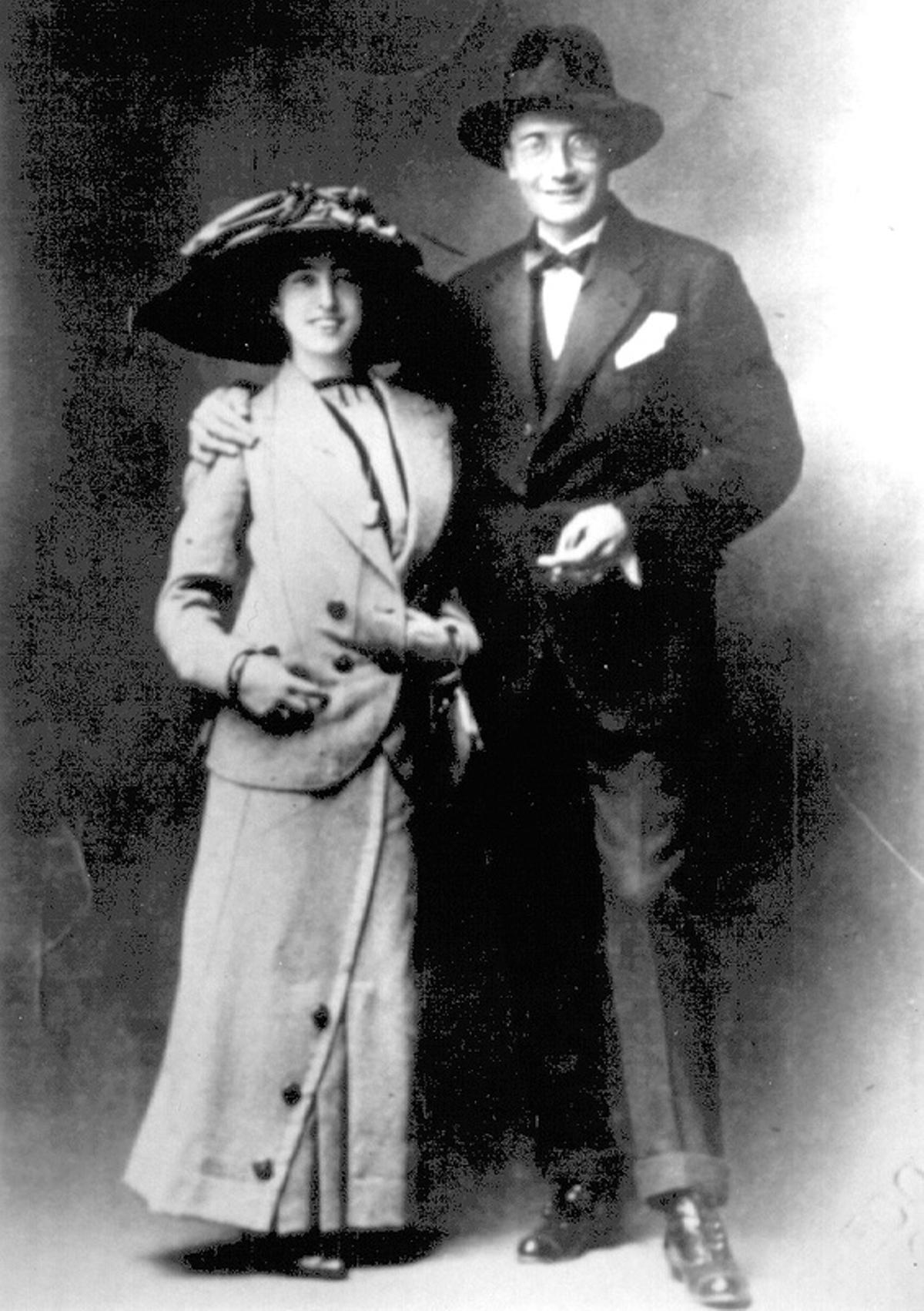 Boda de Castelao y Virxinia Pereira
