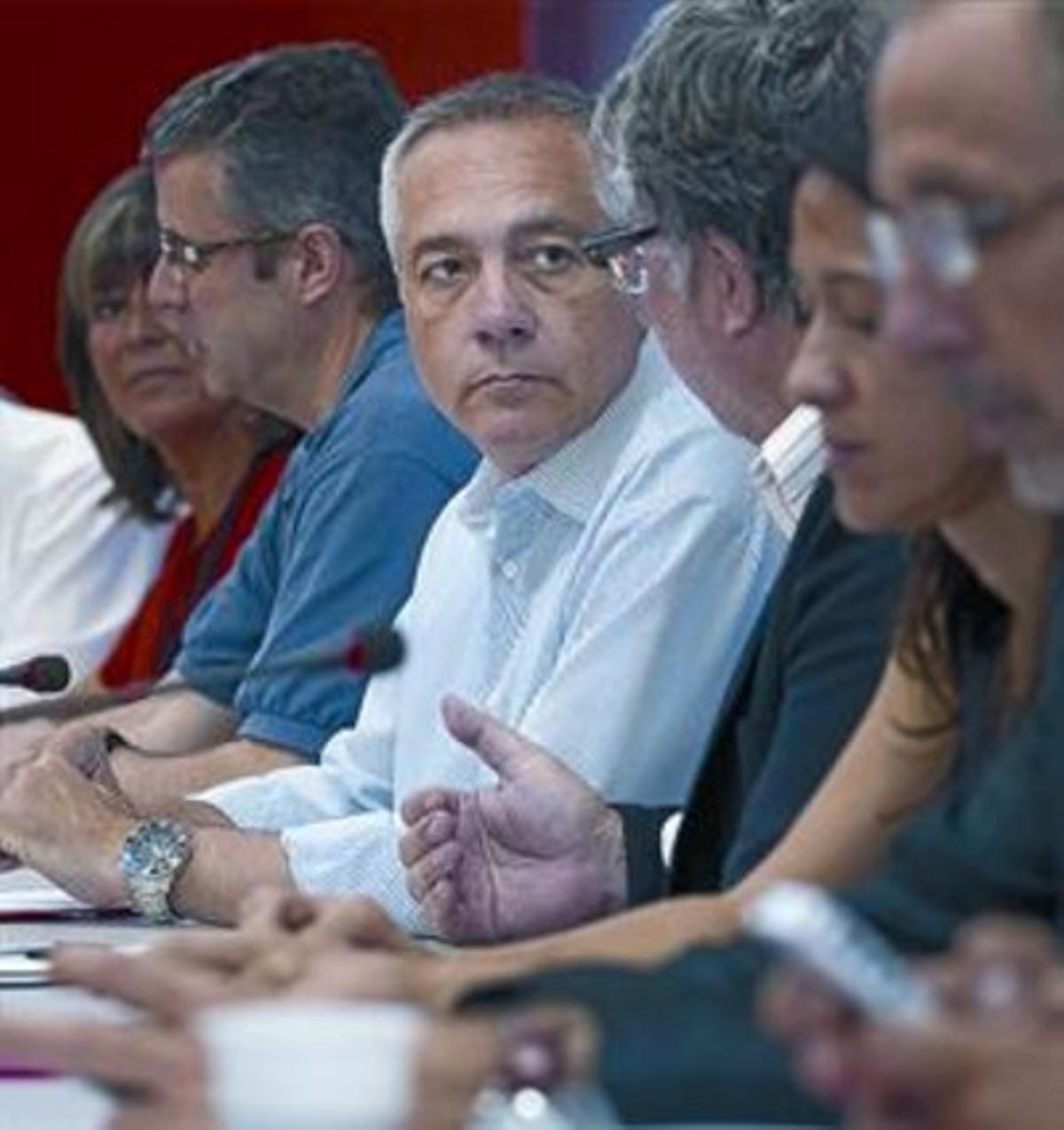 Última reunión de la ejecutiva del PSC antes de la pausa veraniega.