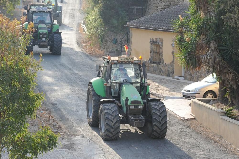 La protesta de agricultores a su paso por el Garru