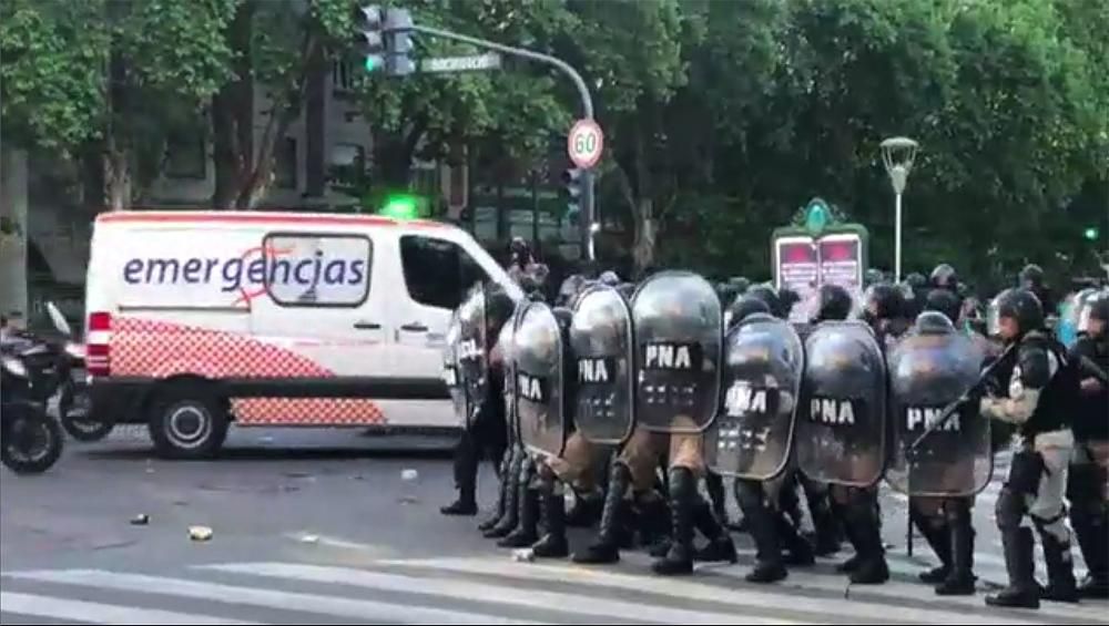 El River-Boca, aplazado por culpa de la violencia