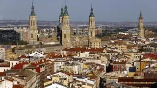 Un bar de Zaragoza se hace viral por el cartel de vacaciones: "Cuatro años y un mes"