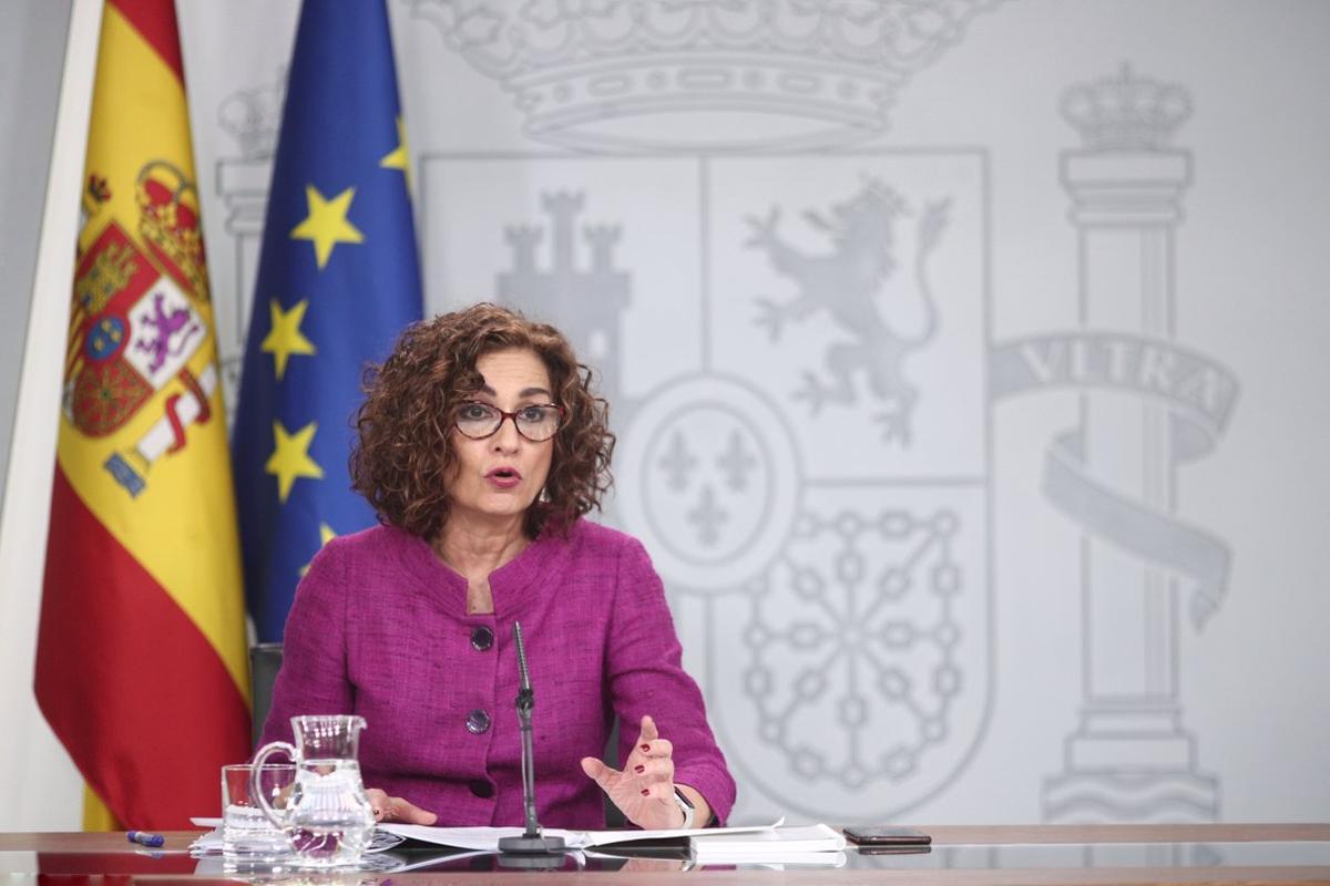 28/01/2020 La ministra de Hacienda y Portavoz del Gobierno, MarÃ­a JesÃºs Montero, comparece en rueda de prensa tras el Consejo de Ministros, en el Complejo de la Moncloa, en Madrid (EspaÃ±a), a 28 de enero de 2020.