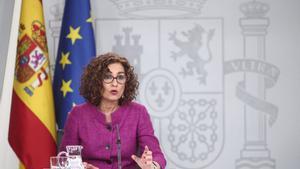 28/01/2020 La ministra de Hacienda y Portavoz del Gobierno, MarÃ­a JesÃºs Montero, comparece en rueda de prensa tras el Consejo de Ministros, en el Complejo de la Moncloa, en Madrid (EspaÃ±a), a 28 de enero de 2020.