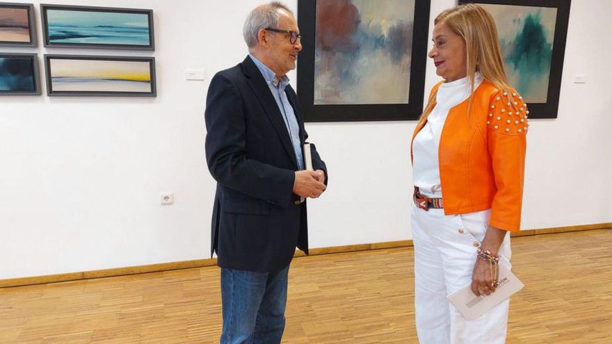 Xosé Manuel Soutullo y Carmela Silva, ayer, en la sede de Vigo.