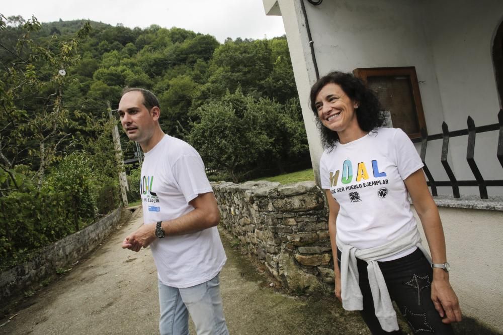 Vecinos de Moal celebran el premio