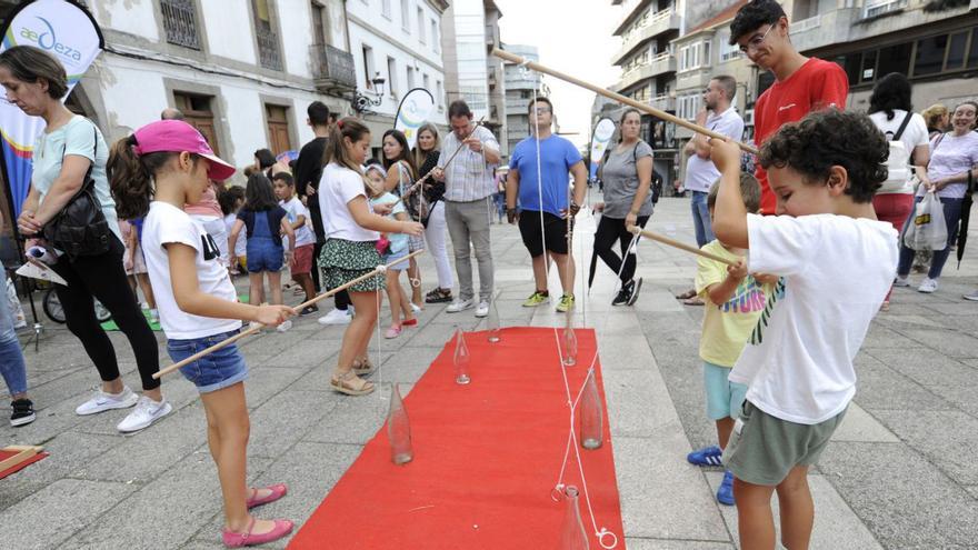 Fiesta por la “vuelta al cole” de la AED en Lalín