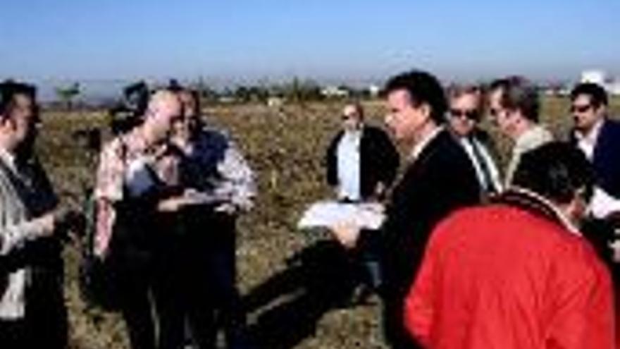 Empiezan a construir la oficina comarcal agraria de Don Benito