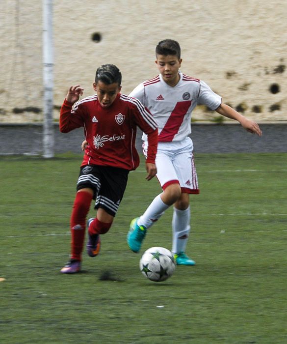 FUTBOL DEPORTE BASE HURACAN VETERANOS DEL PILAR ...