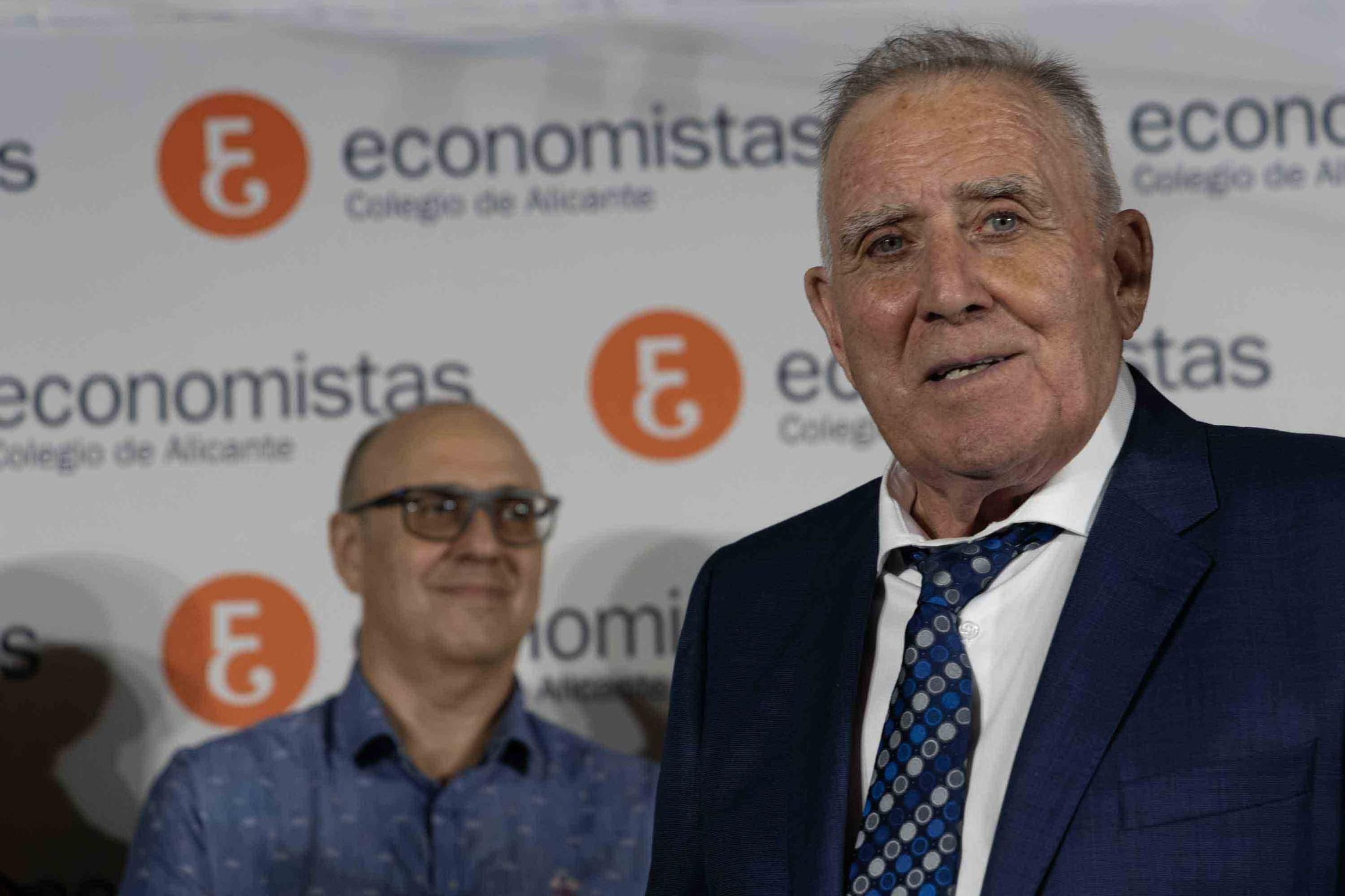 El Colegio de Economistas de Alicante celebra su cena anual en honor a su patrón