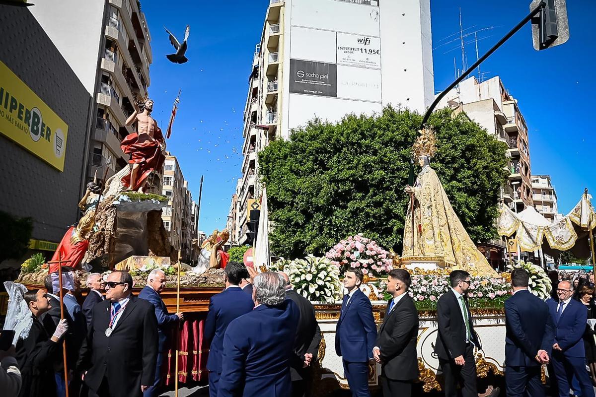 El Domingo de Resurrección en Elche, en imágenes