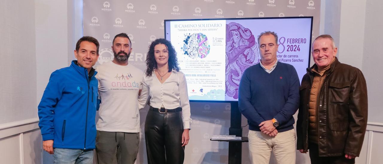 Imagen de la rueda de prensa en la que se presentó la iniciativa, ayer en Mérida.