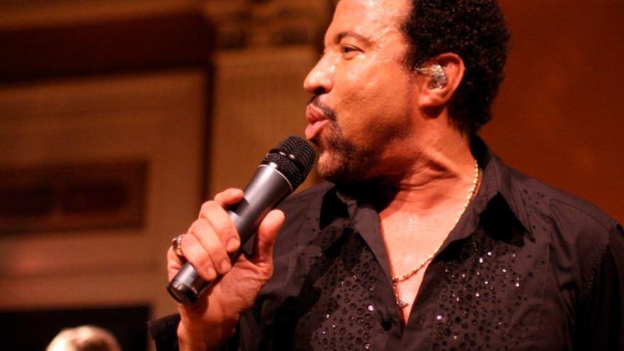 Lionel Richie geht erst 2021 wieder auf Tour.