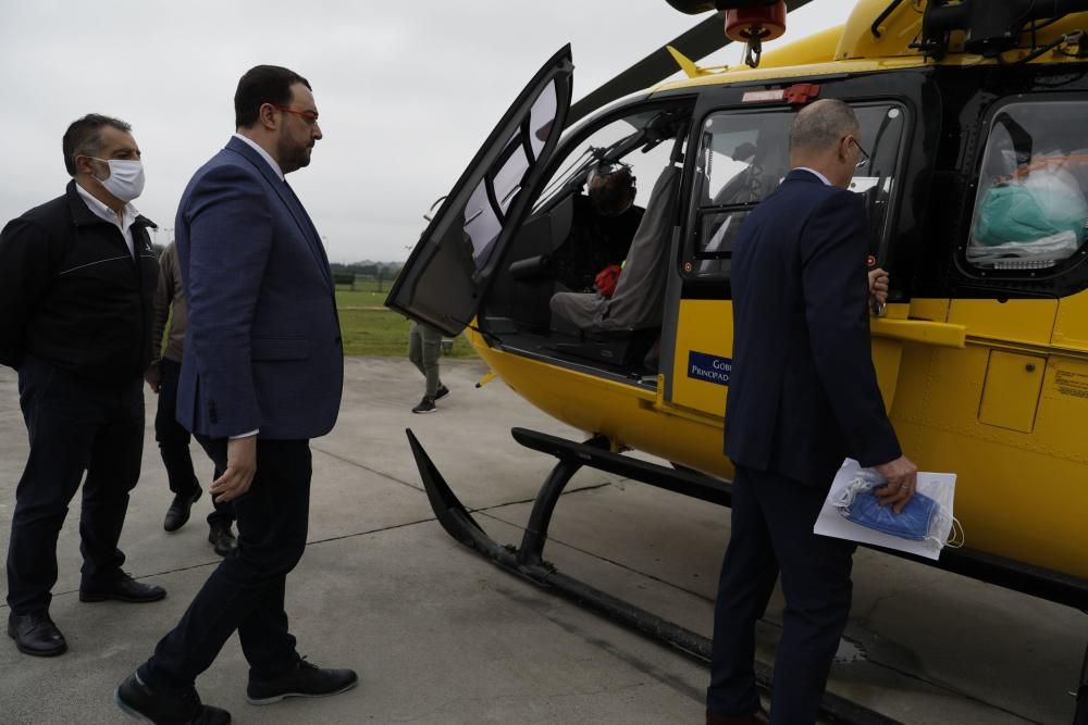 Adrián Barbón visita las instalaciones del 112 en Asturias