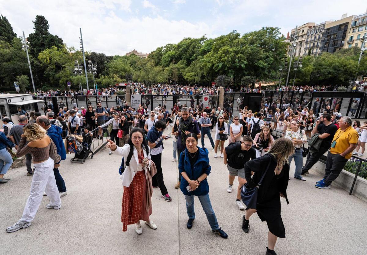 Espanya registra un estiu rècord amb 21,8 milions de turistes estrangers