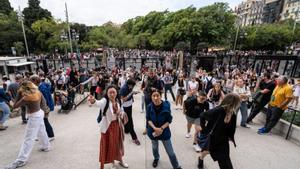 Espanya registra un estiu rècord amb 21,8 milions de turistes estrangers
