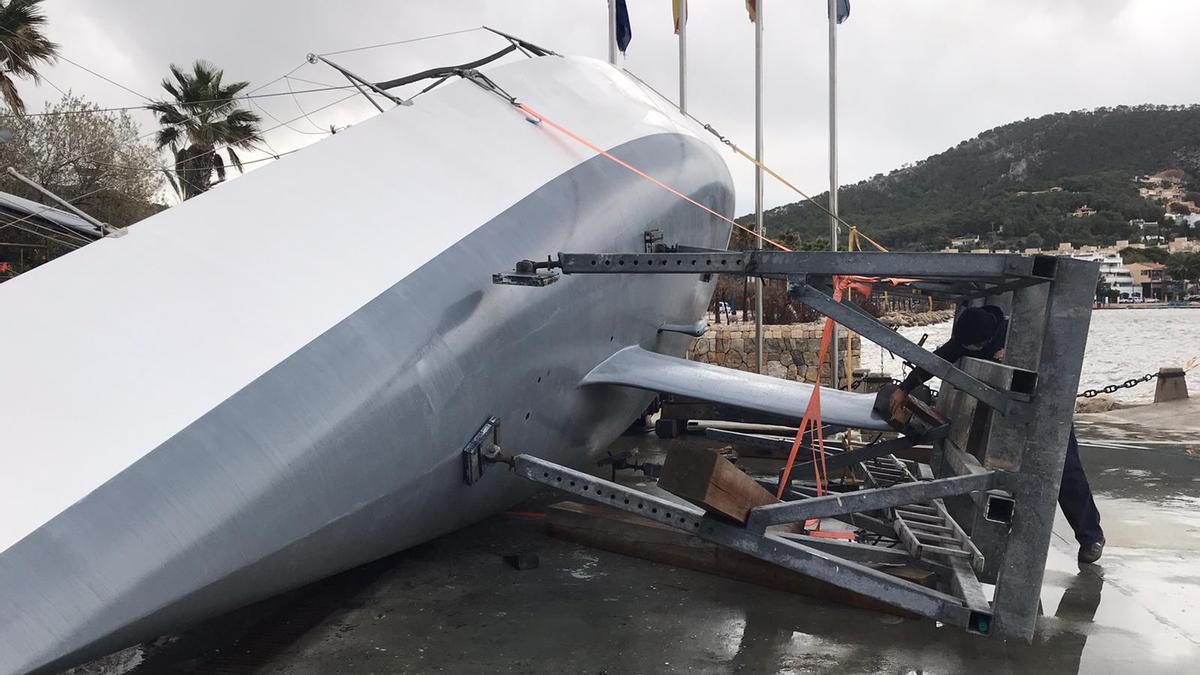 Bella provoca grandes destrozos en el Port d'Andratx