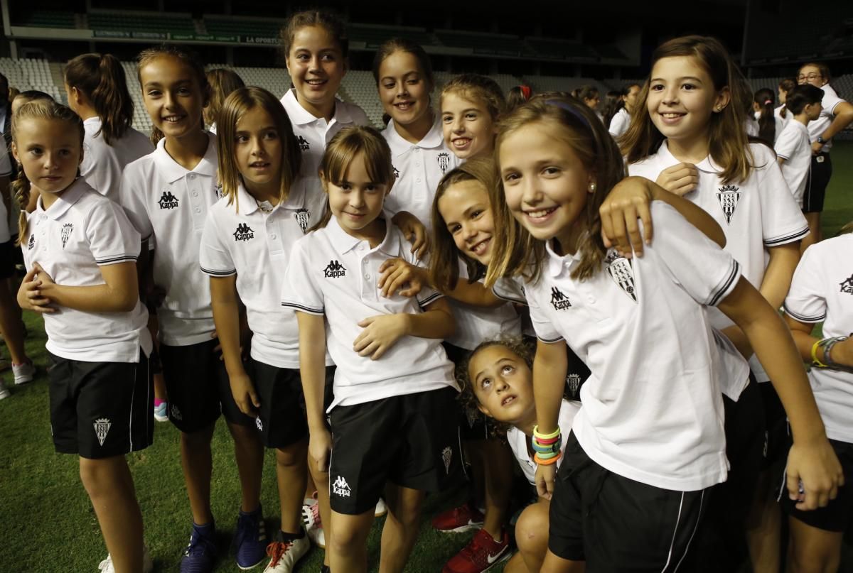 El Córdoba femenino se presenta oficialmente en El Arcángel