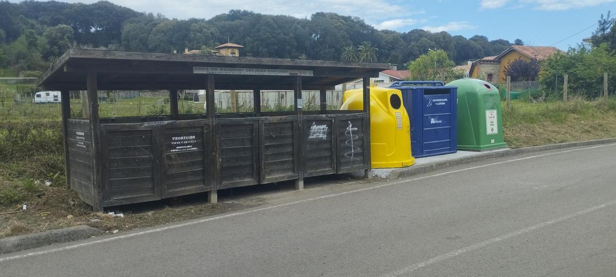 Contenedores en Barru.