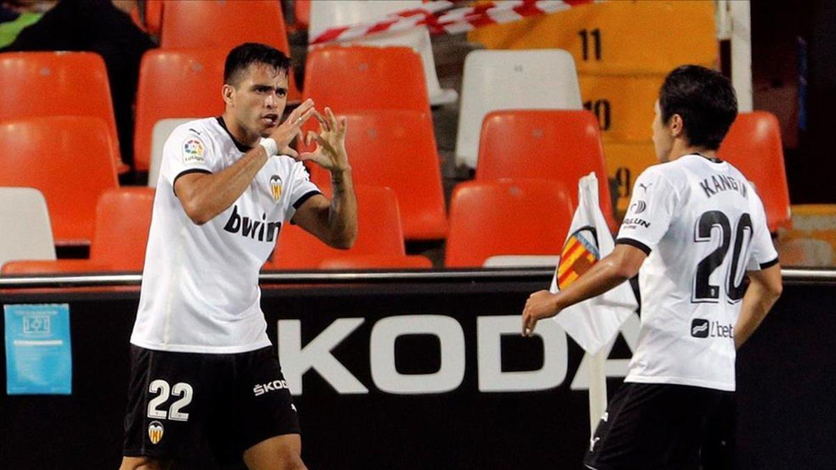 Maxi Gómez junto a Kang-In