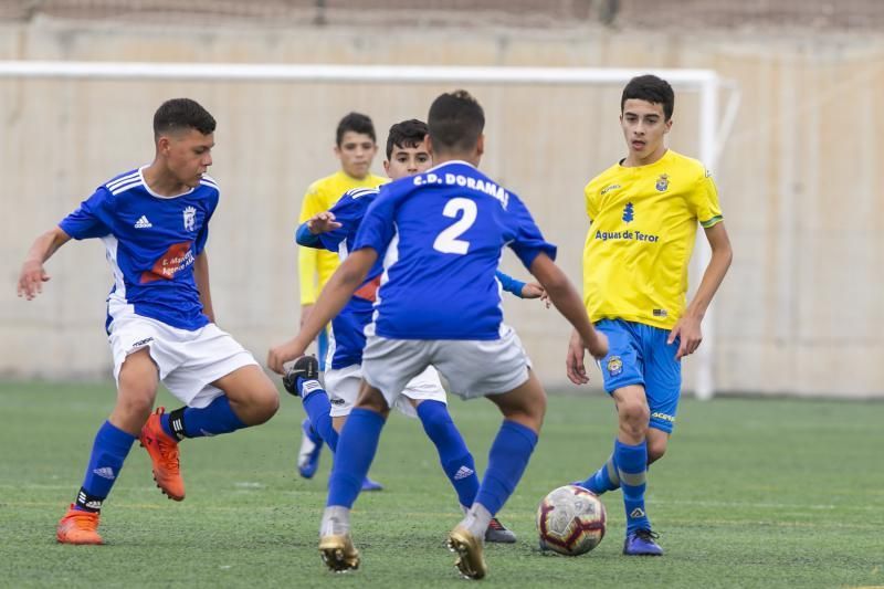 09.03.19. Las Palmas de Gran Canaria. Fútbol base infantil. UD Las Palmas B - Dormas B. Campo Juan Guedes de Tamaraceite.  Foto Quique Curbelo  | 09/03/2019 | Fotógrafo: Quique Curbelo