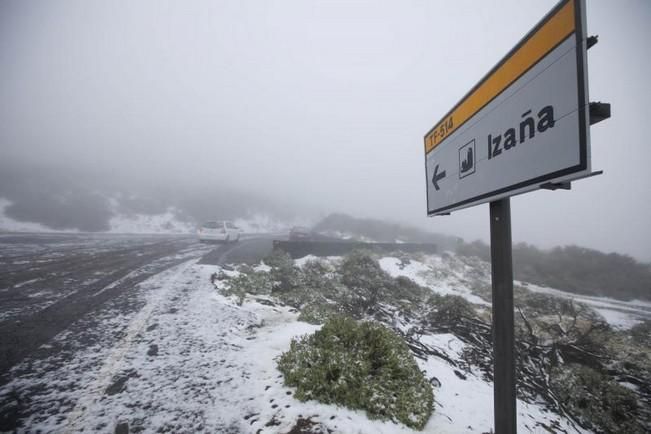 Nieve en el Teide, marzo 2016